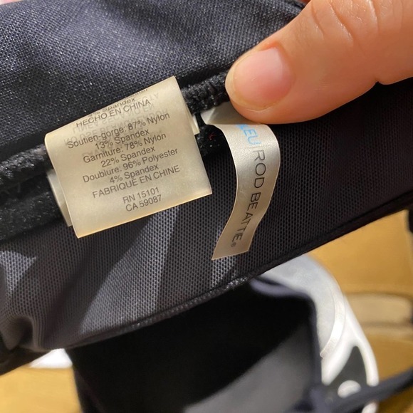 BLEU by Rod Beattie Black Ruched Detail Criss-Cross Back Bikini Top Size 40D - Picture 7 of 8